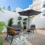 Studio With Terrace & Parking Maarif Princesses